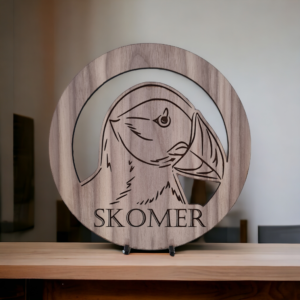 A puffin lover requested a walnut piece to display her love for Skomer Island.